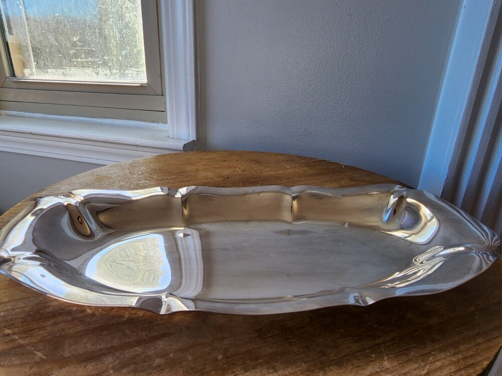 Reed & Barton Bread Tray Salem 1602 Silver Plate EUC VINTAGE Silver Plates Wear